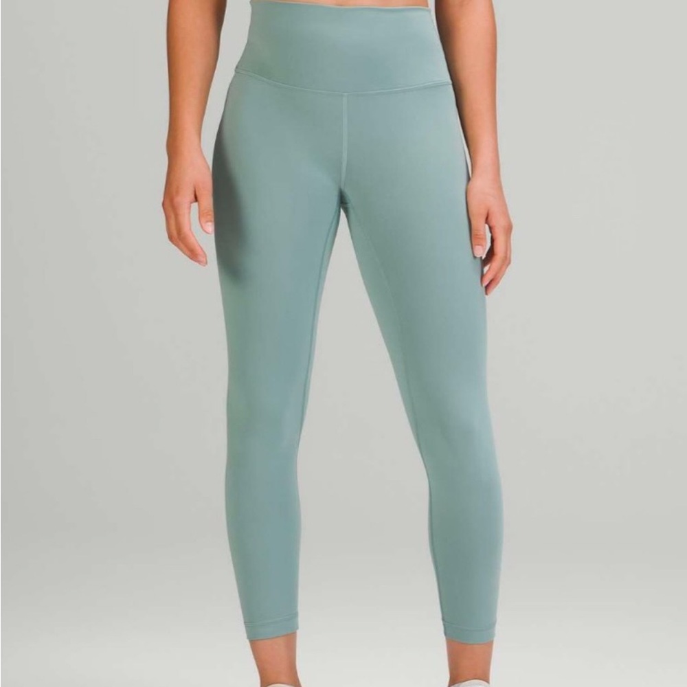 LuLuLemon Misty Glade Wonder Train Leggings 25”